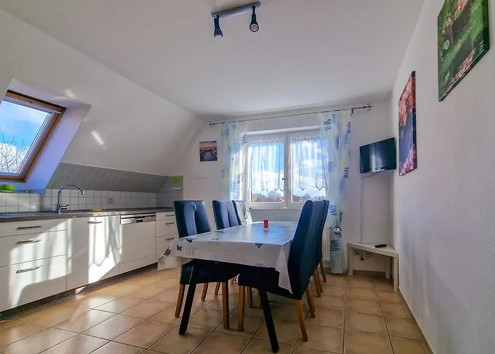 Alexandra Apartament *